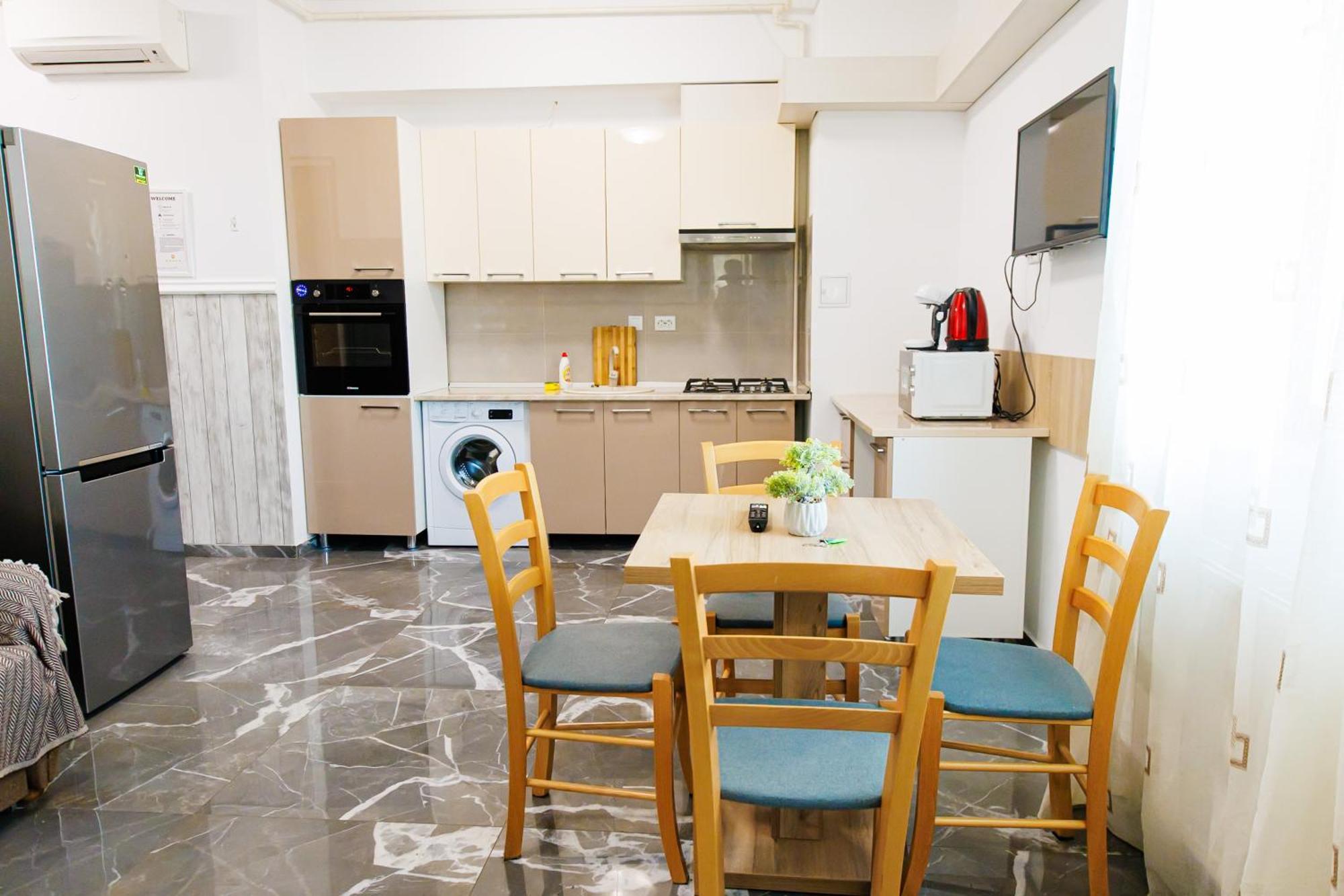 Luxury Lazar Towers Palas Mall Area Iasi Exterior foto