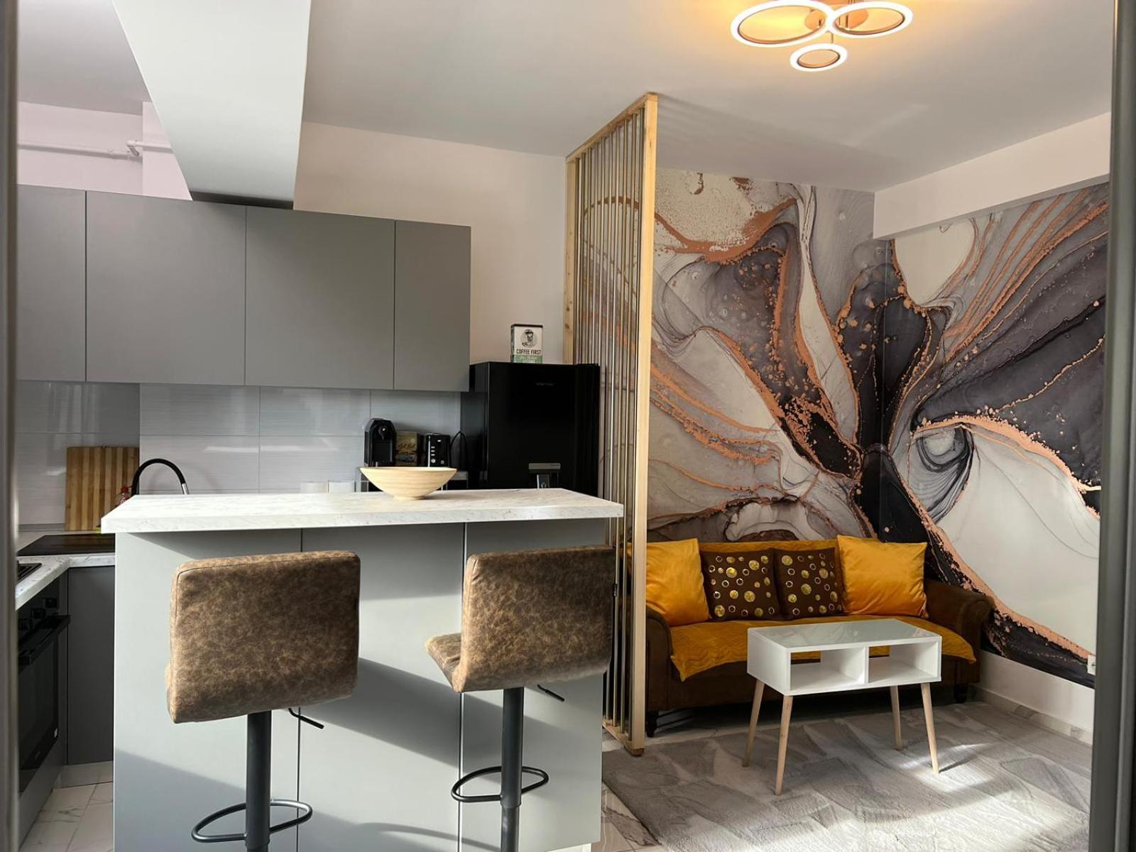 Luxury Lazar Towers Palas Mall Area Iasi Exterior foto